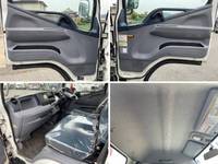 三菱ふそうキャンタークレーン3段小型（2t・3t）[写真30]