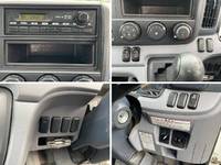 三菱ふそうキャンタークレーン3段小型（2t・3t）[写真37]