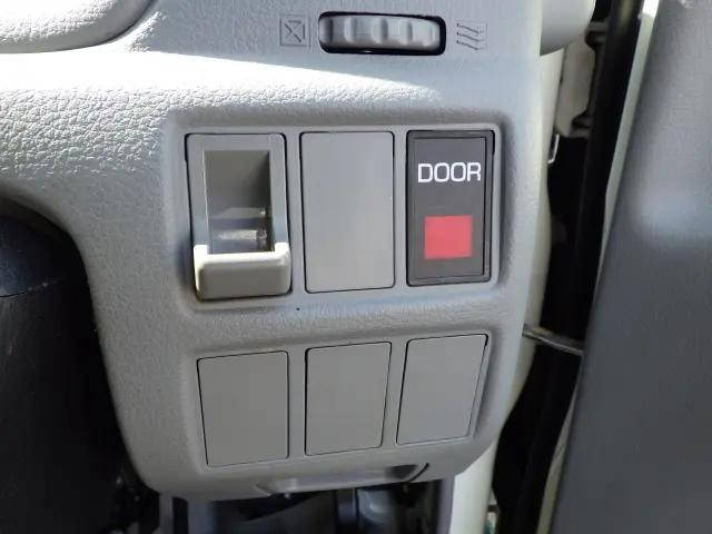 トヨタダイナパネルバン小型（2t・3t）[写真17]