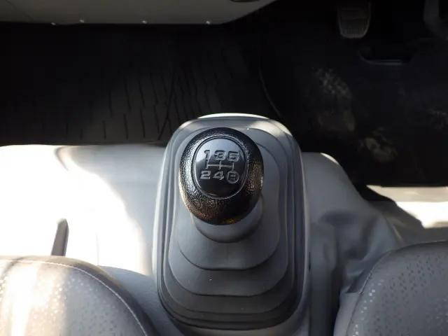 トヨタダイナパネルバン小型（2t・3t）[写真18]