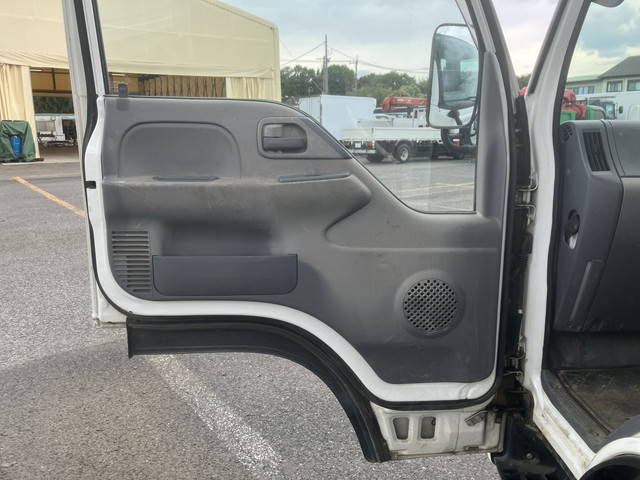 マツダタイタン平ボディ小型（2t・3t）[写真29]