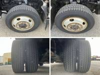 いすゞエルフ平ボディ小型（2t・3t）[写真17]