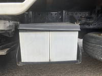 いすゞエルフ平ボディ小型（2t・3t）[写真18]