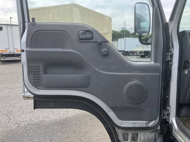 いすゞエルフ平ボディ小型（2t・3t）[写真28]