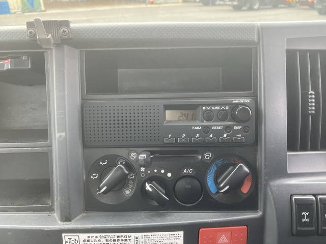 いすゞエルフ平ボディ小型（2t・3t）[写真35]