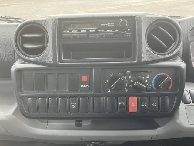 トヨタトヨエースアルミバン小型（2t・3t）[写真36]