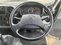 トヨタトヨエースアルミバン小型（2t・3t）[写真38]