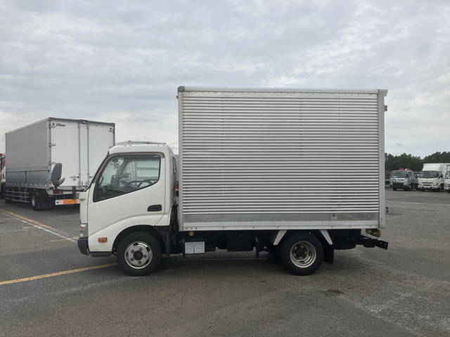 トヨタトヨエースアルミバン小型（2t・3t）[写真05]