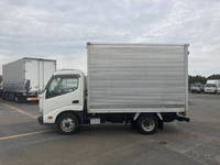 トヨタトヨエースアルミバン小型（2t・3t）[写真06]