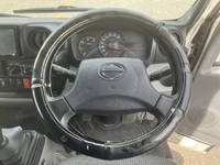 日野デュトロパネルバン小型（2t・3t）[写真37]