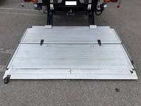 いすゞフォワード冷凍車（冷蔵車）中型（4t）[写真12]