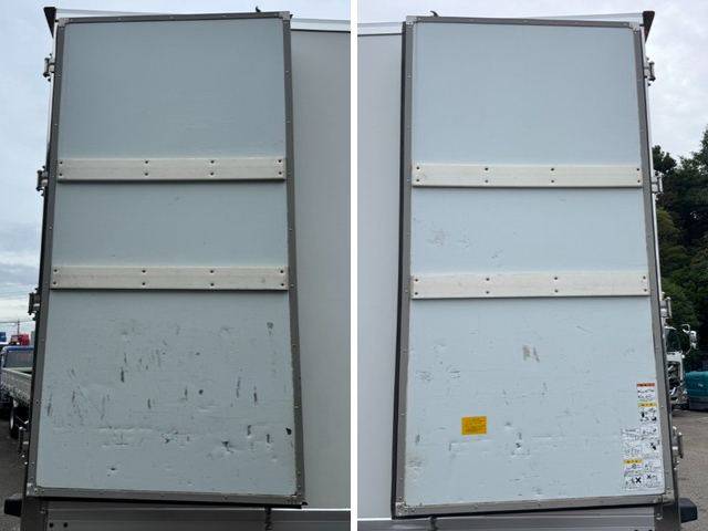 いすゞフォワード冷凍車（冷蔵車）中型（4t）[写真15]