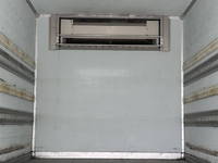 いすゞフォワード冷凍車（冷蔵車）中型（4t）[写真20]