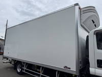 いすゞフォワード冷凍車（冷蔵車）中型（4t）[写真05]