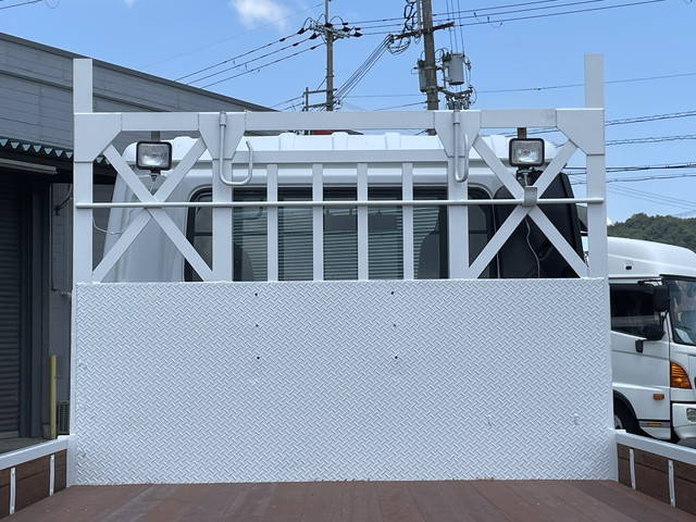 UDトラックスコンドル回送車中型（4t）[写真12]