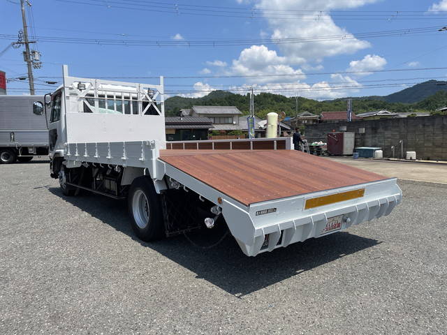 UDトラックスコンドル回送車中型（4t）[写真04]