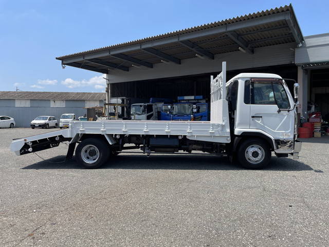 UDトラックスコンドル回送車中型（4t）[写真07]