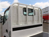 日野デュトロ平ボディ小型（2t・3t）[写真33]