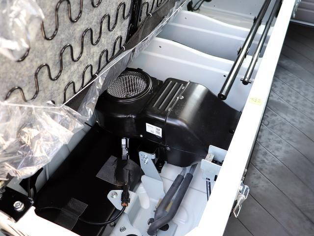 三菱ふそうキャンターダブルキャブ（Wキャブ）小型（2t・3t）[写真15]