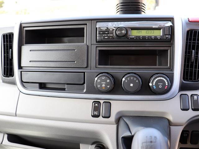 三菱ふそうキャンターダブルキャブ（Wキャブ）小型（2t・3t）[写真23]