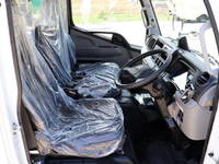 三菱ふそうキャンターダブルキャブ（Wキャブ）小型（2t・3t）[写真32]