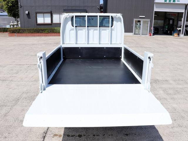 三菱ふそうキャンターダブルキャブ（Wキャブ）小型（2t・3t）[写真05]