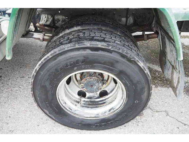 いすゞフォワードミキサー車（コンクリートミキサー）増トン（6t・8t）[写真28]