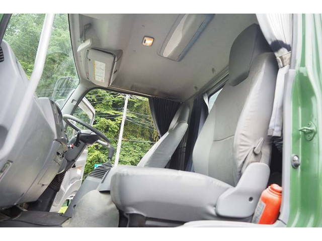 いすゞフォワードミキサー車（コンクリートミキサー）増トン（6t・8t）[写真36]