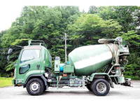 いすゞフォワードミキサー車（コンクリートミキサー）増トン（6t・8t）[写真04]