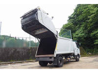 三菱ふそうファイターパッカー車（塵芥車）中型（4t）[写真04]