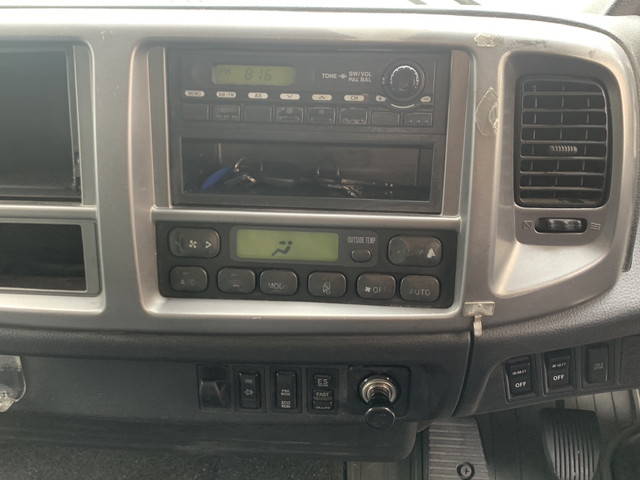 日野レンジャーアルミブロック中型（4t）[写真10]