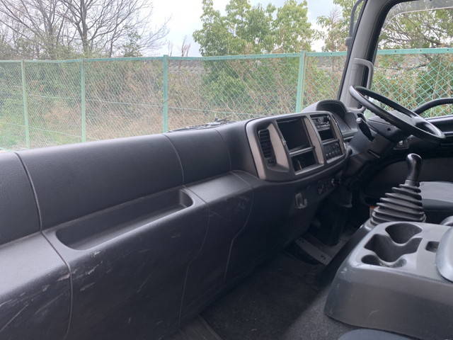 日野レンジャーアルミブロック中型（4t）[写真31]