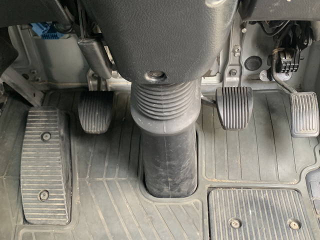 日野レンジャーアルミブロック中型（4t）[写真09]