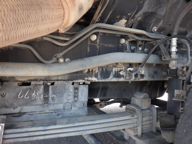 いすゞギガ幌ウイング大型（10t）[写真31]