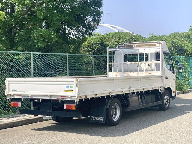 日野デュトロ平ボディ小型（2t・3t）[写真02]