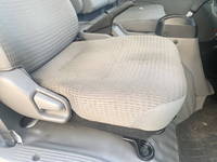 日野デュトロ平ボディ小型（2t・3t）[写真09]