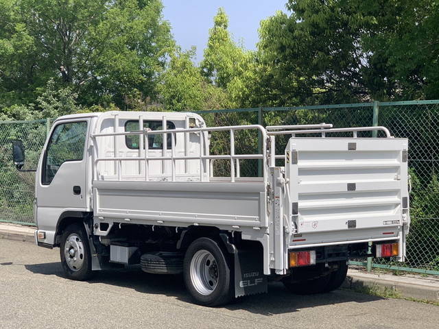 いすゞエルフ平ボディ小型（2t・3t）[写真02]