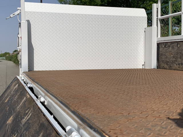 いすゞエルフ平ボディ小型（2t・3t）[写真31]