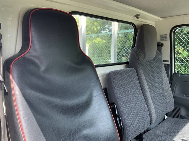 いすゞエルフ平ボディ小型（2t・3t）[写真35]