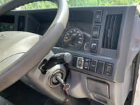 いすゞエルフ平ボディ小型（2t・3t）[写真37]