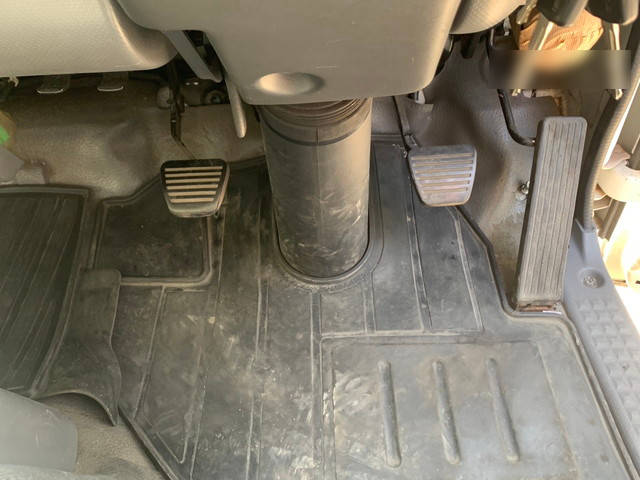 いすゞエルフアルミバン小型（2t・3t）[写真10]