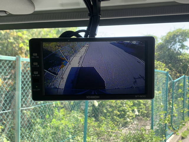 いすゞエルフアルミバン小型（2t・3t）[写真11]