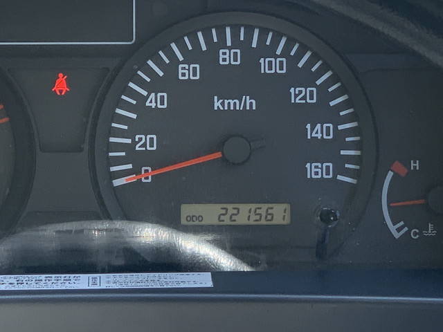 いすゞエルフアルミバン小型（2t・3t）[写真12]