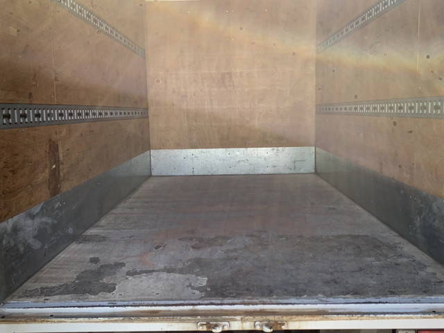 いすゞエルフアルミバン小型（2t・3t）[写真15]