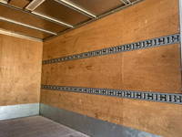 いすゞエルフアルミバン小型（2t・3t）[写真18]