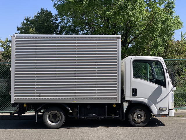 いすゞエルフアルミバン小型（2t・3t）[写真05]