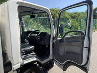 いすゞエルフアルミバン小型（2t・3t）[写真08]