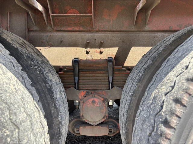 日野プロフィアコンテナ専用車大型（10t）[写真15]