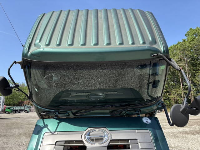 日野プロフィアコンテナ専用車大型（10t）[写真33]