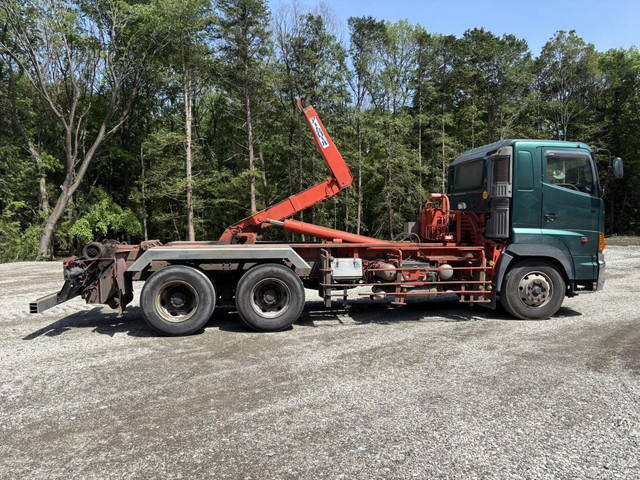 日野プロフィアコンテナ専用車大型（10t）[写真07]